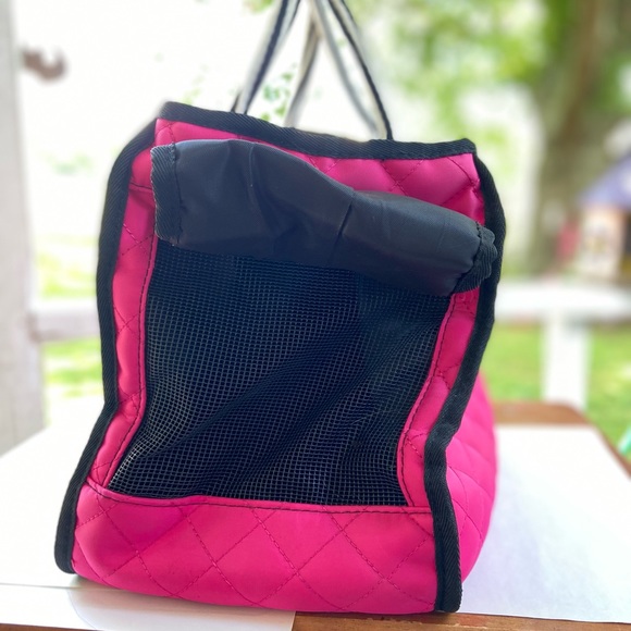 Pet carrier bag for a small dog with windows - Picture 3 of 10